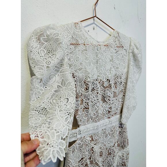 Bronx & Banco White Embroidered Lace Back Cutouts Madeline Lace Bride Dress XS - Picture 7 of 16